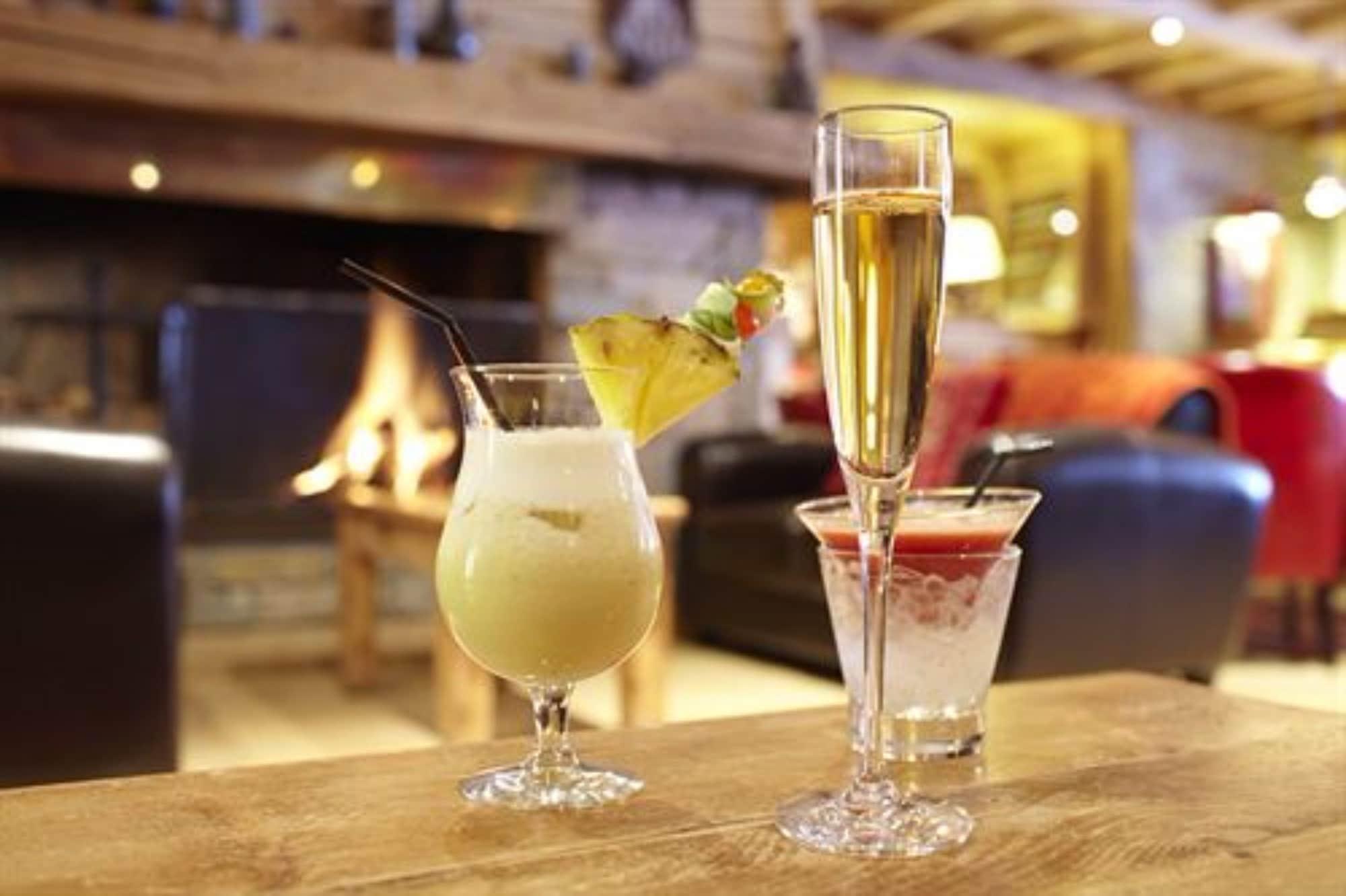 Hotel Chalet Mounier لو دوز آلب المظهر الخارجي الصورة