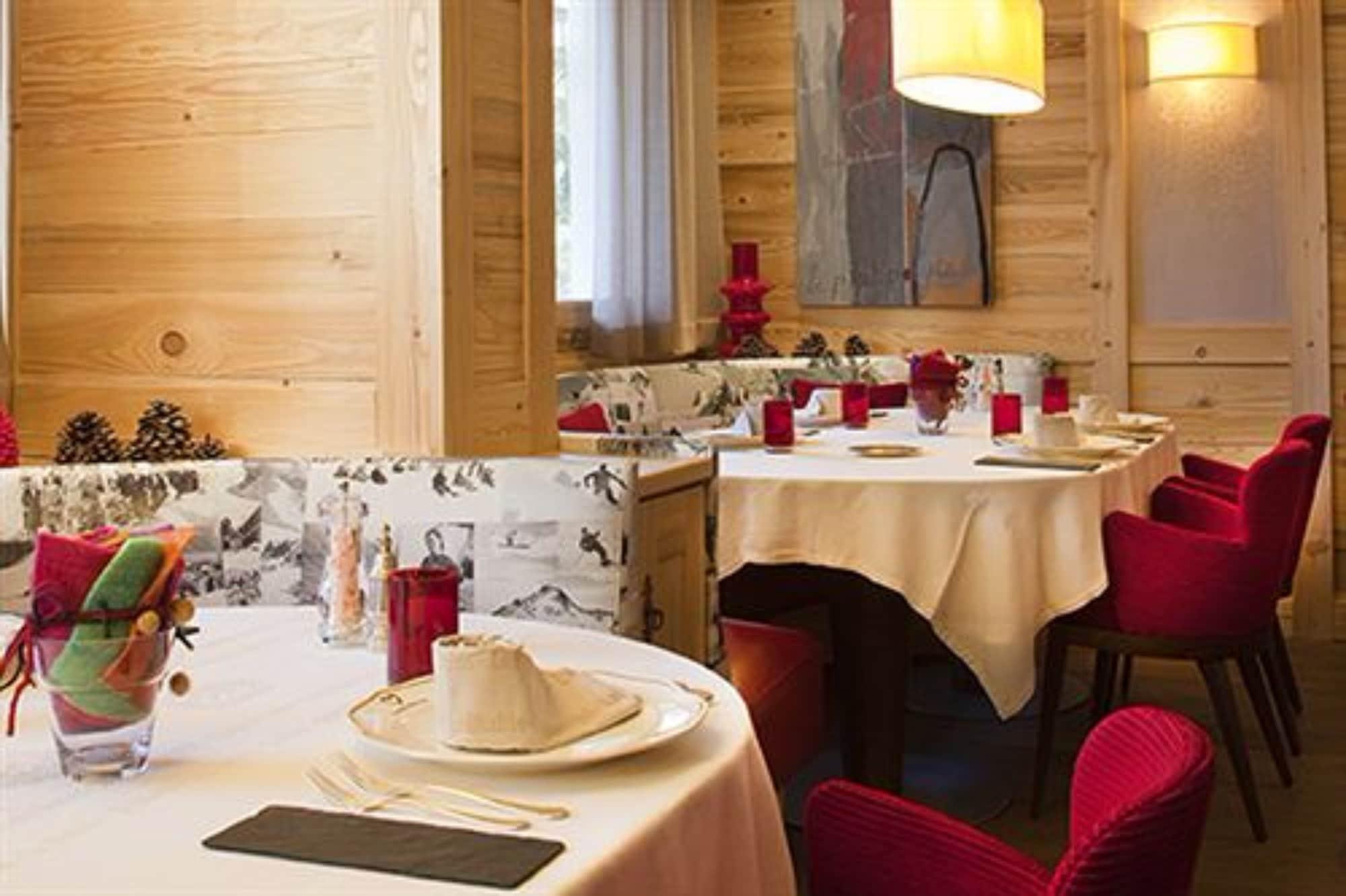 Hotel Chalet Mounier لو دوز آلب المظهر الخارجي الصورة