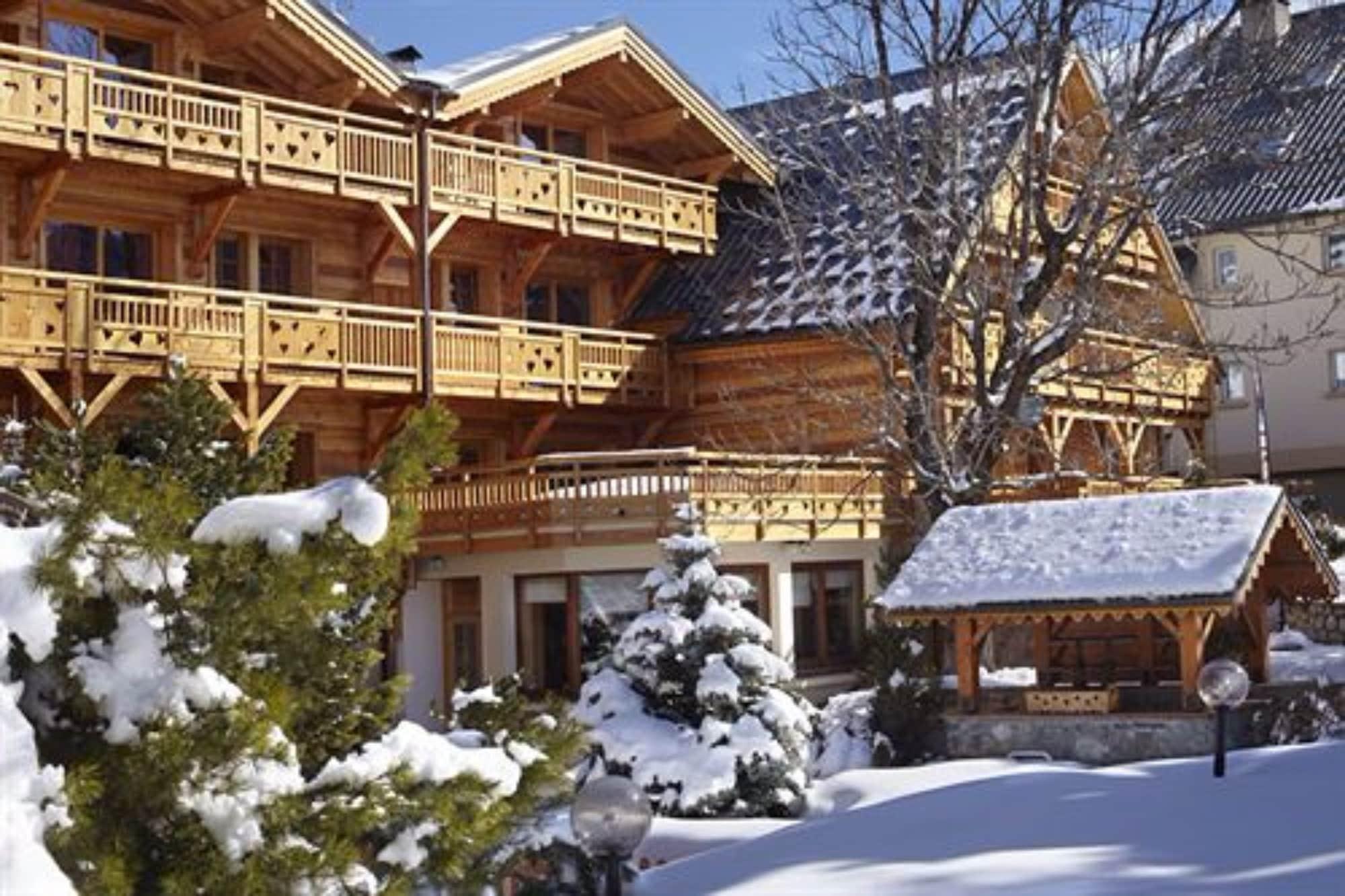 Hotel Chalet Mounier لو دوز آلب المظهر الخارجي الصورة