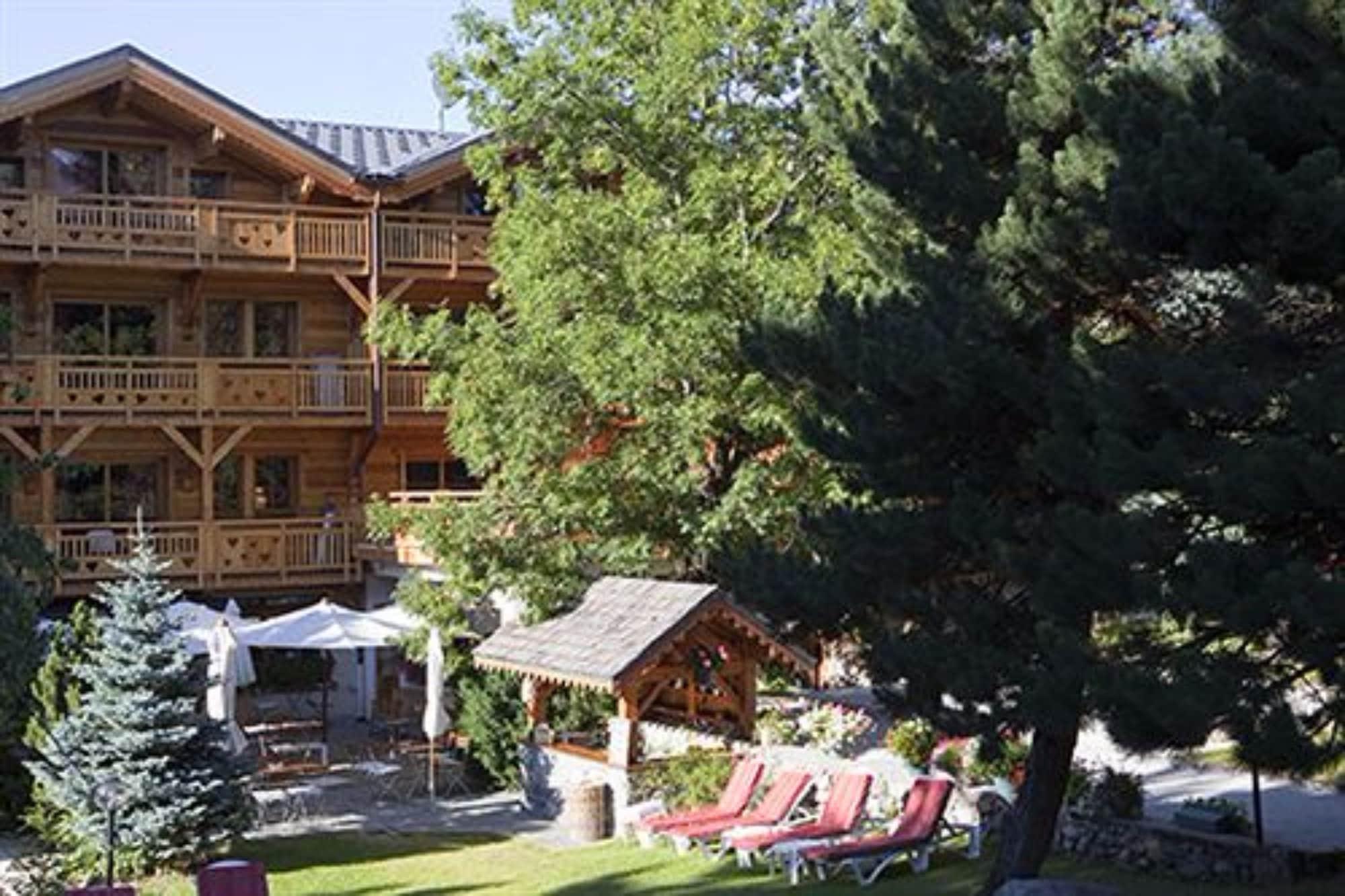 Hotel Chalet Mounier لو دوز آلب المظهر الخارجي الصورة