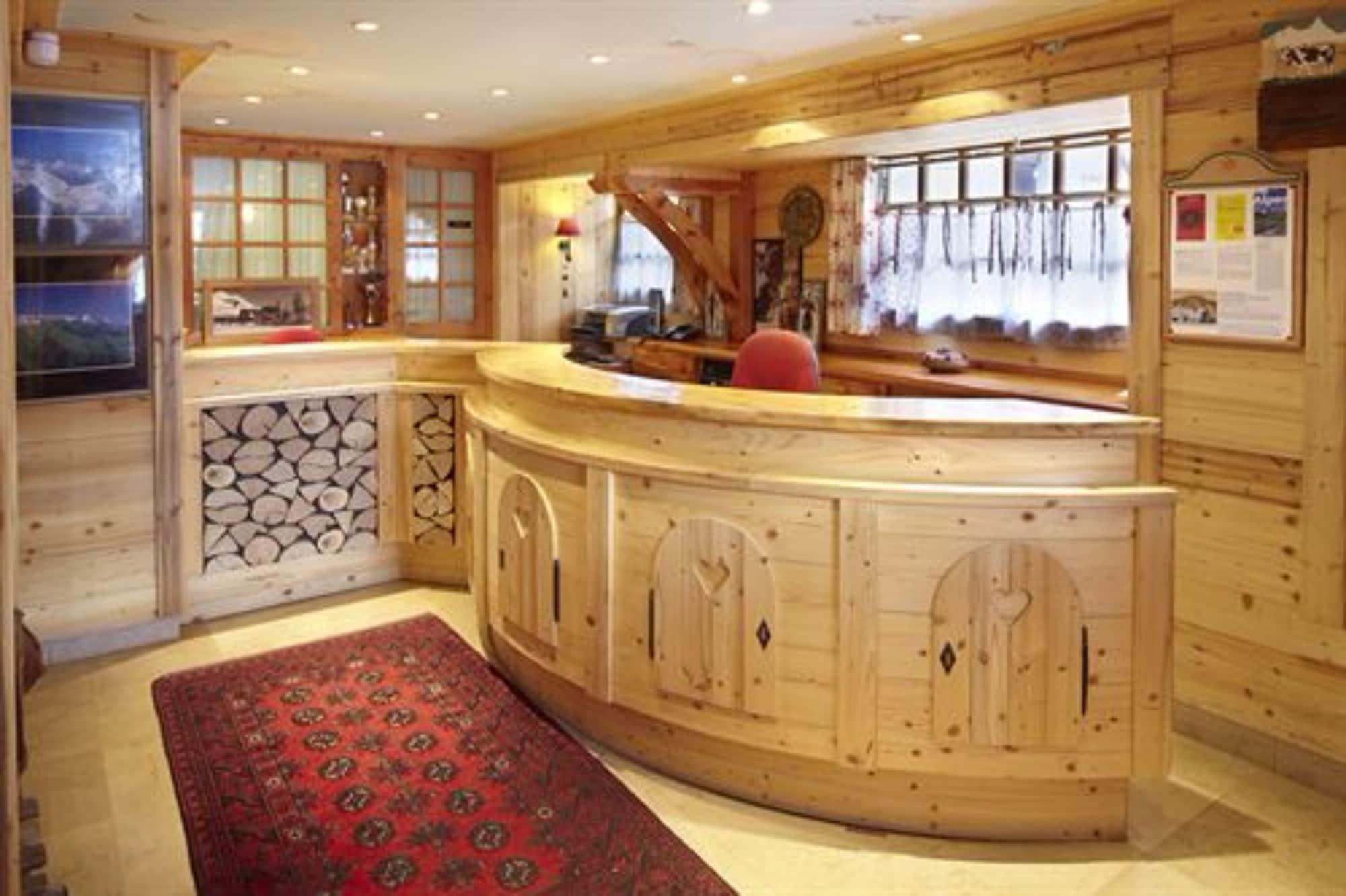 Hotel Chalet Mounier لو دوز آلب المظهر الخارجي الصورة