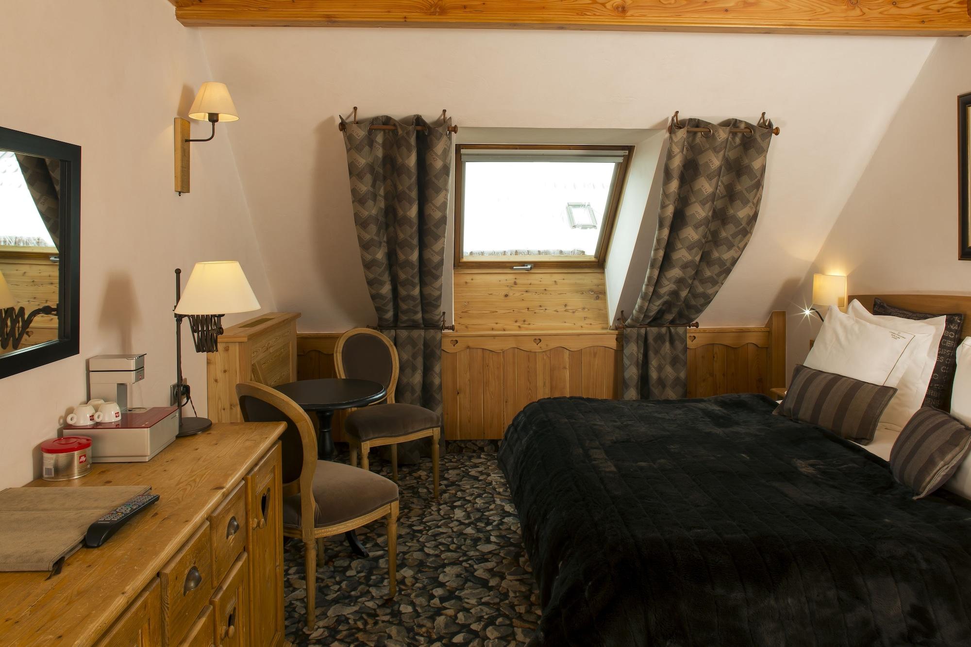 Hotel Chalet Mounier لو دوز آلب المظهر الخارجي الصورة