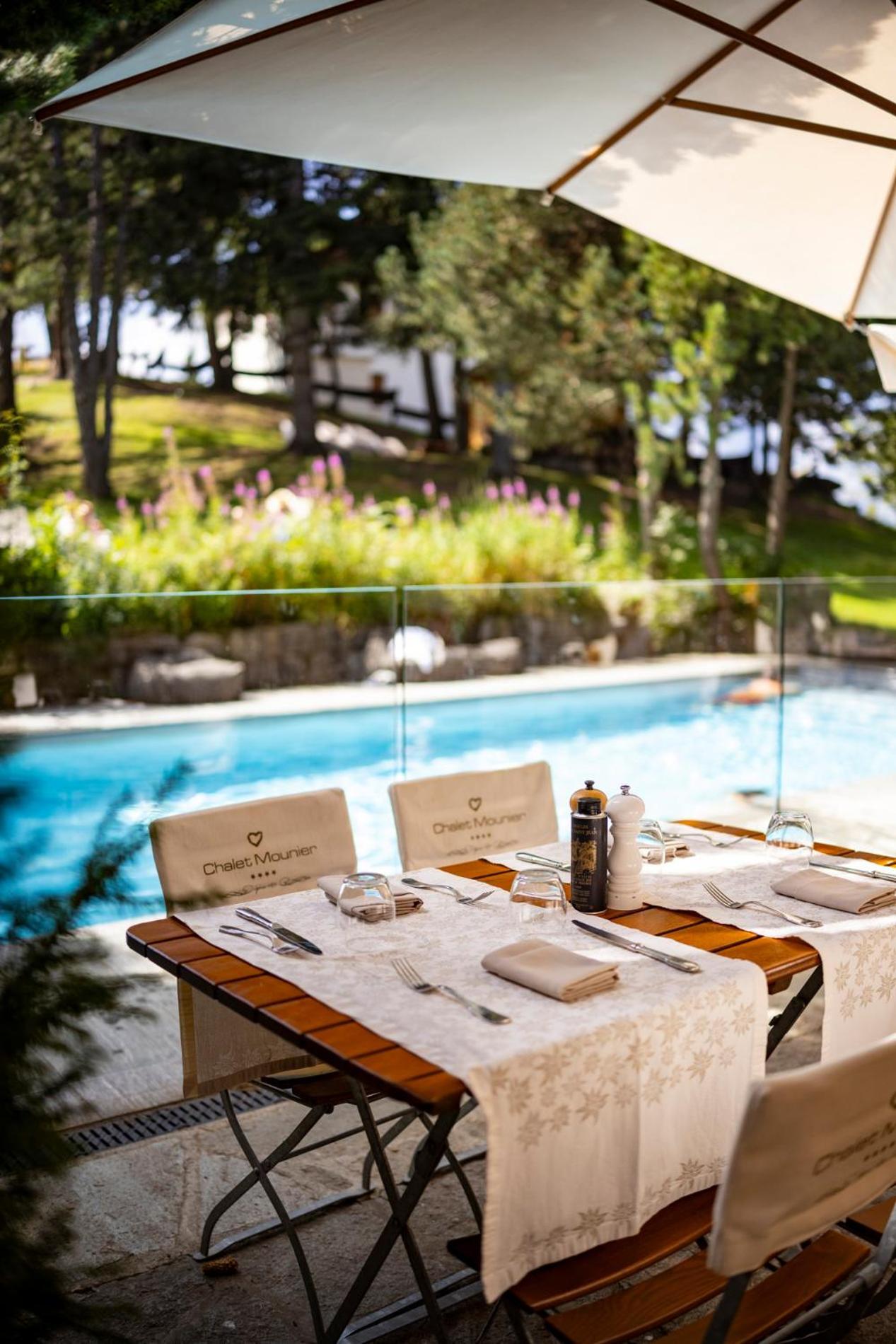 Hotel Chalet Mounier لو دوز آلب المظهر الخارجي الصورة